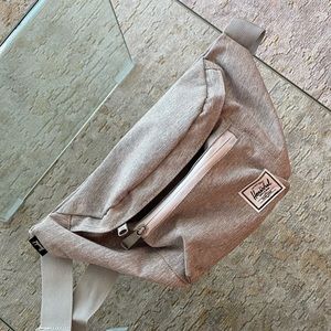 Brand New Herschel Crossbody/Fanny Pack